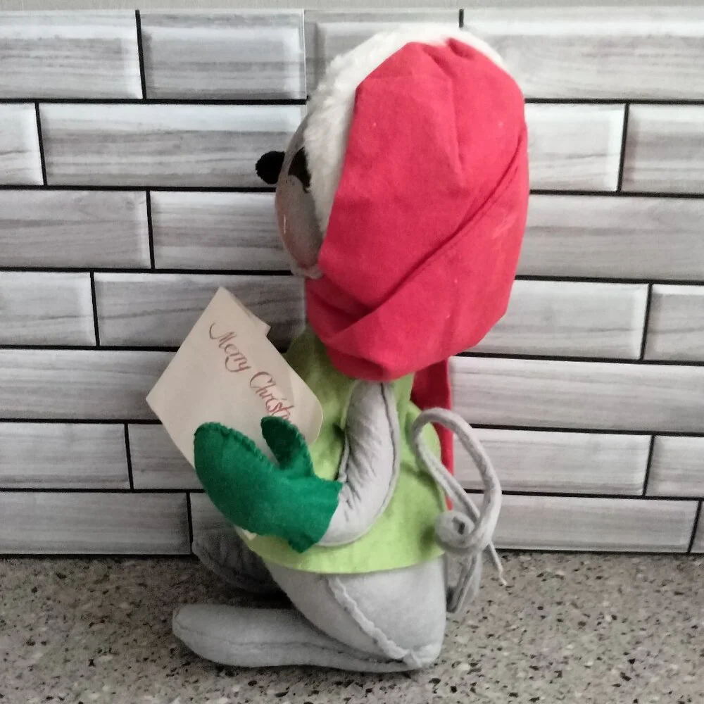Vintage 1965 Annalee Christmas Caroler Mouse